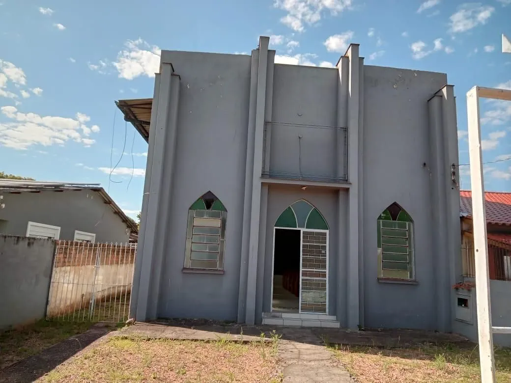 Imagem Prédio comercial no bairro Camaquã em Porto Alegre/RS.