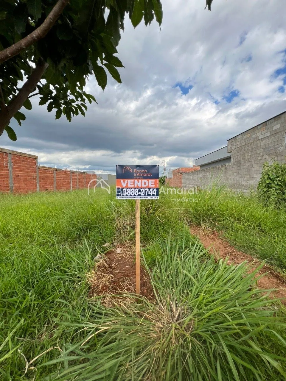 Imagem Terreno à venda no bairro Nova Veneza - Paulínia/SP.
