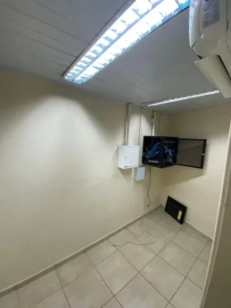 Imagem Excelente salão Av Corifeu
