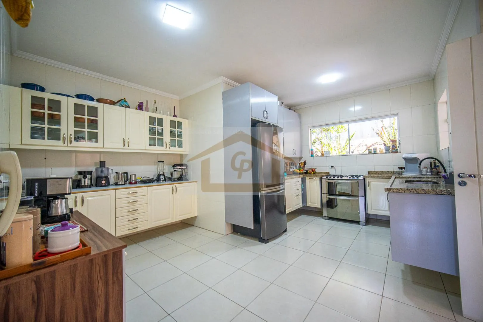 Imagem Casa com 4 dormitórios, sendo 4 suítes à venda - Granja Viana - Cotia/SP