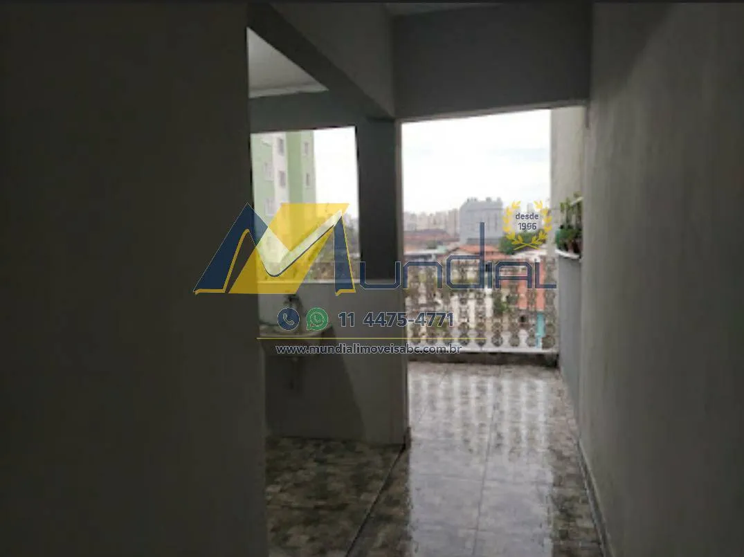 Imagem Sobrado espaçoso, recém-reformado, pronto para morar!