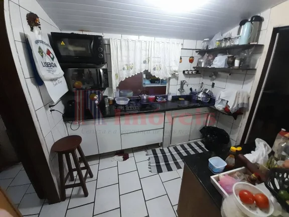 Imagem Casa em Alvenaria com 04 Quartos e Edícula - R$450.000,00