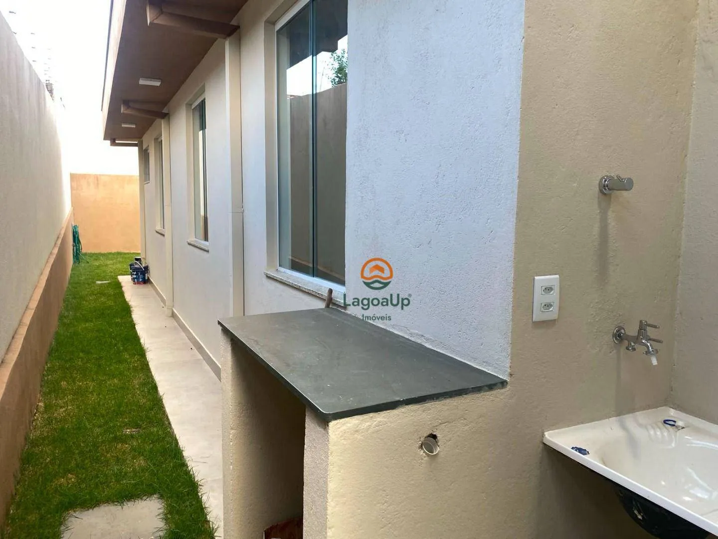 Imagem Casa com 3 dormitórios à venda, 90 m² por R$ 650.000,00 - Pôr do Sol - Lagoa Santa/MG