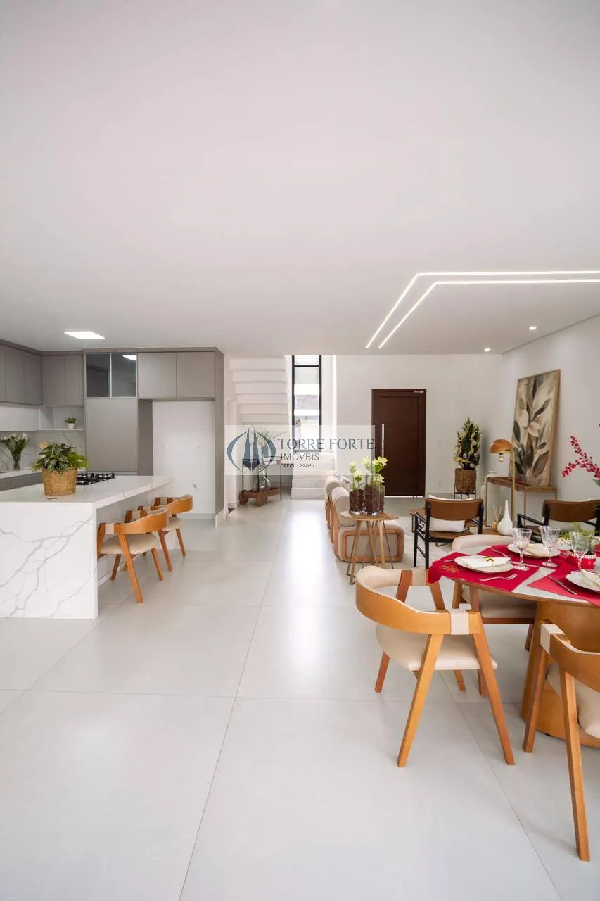 Foto do imóvel Maravilhosa casa, condomínio fechado 328 m² 3 suítes com closet, Indaiatuba em Rua Francisco Pacheco Filho