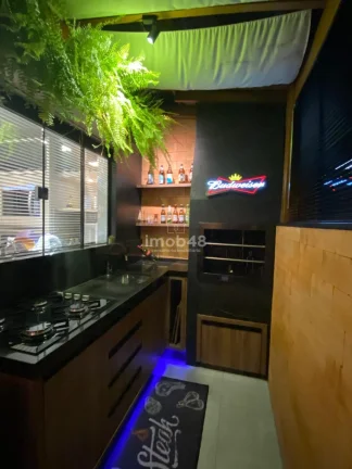 Imagem Sobrado em Forquilhas - 3 Dormitórios, 95m² por R$ 525 mil
