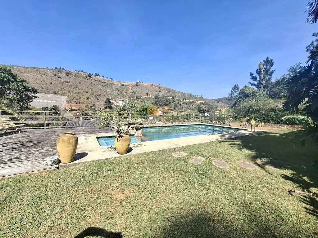 Imagem Casa para Venda em Teresópolis / RJ no bairro Albuquerque