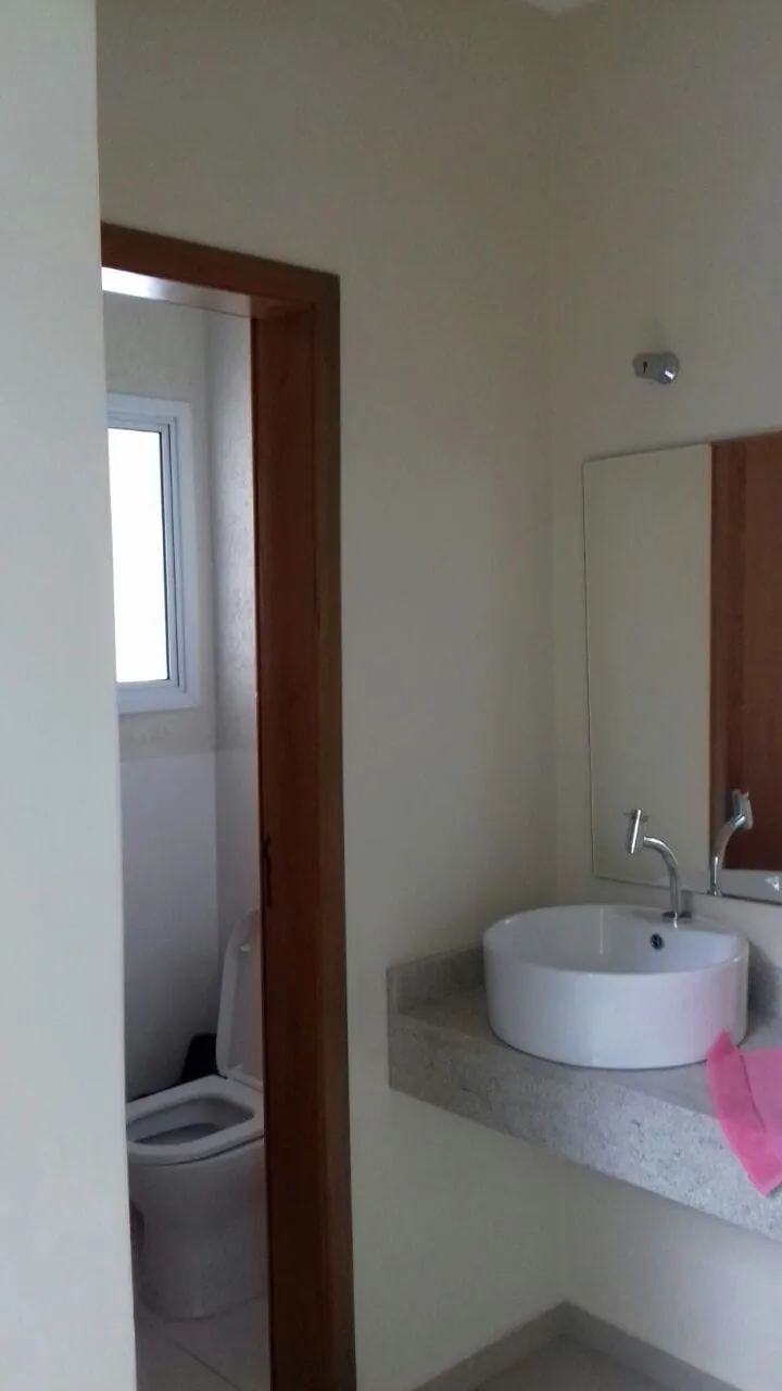 Imagem Casa à venda 3 Quartos, 3 Suites, 2 Vagas, 744.44M², Portal das Colinas, Guaratinguetá - SP