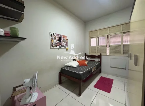 Imagem Casa com 300m² em excelente localização, pertinho da Avenida Expedito Garcia.