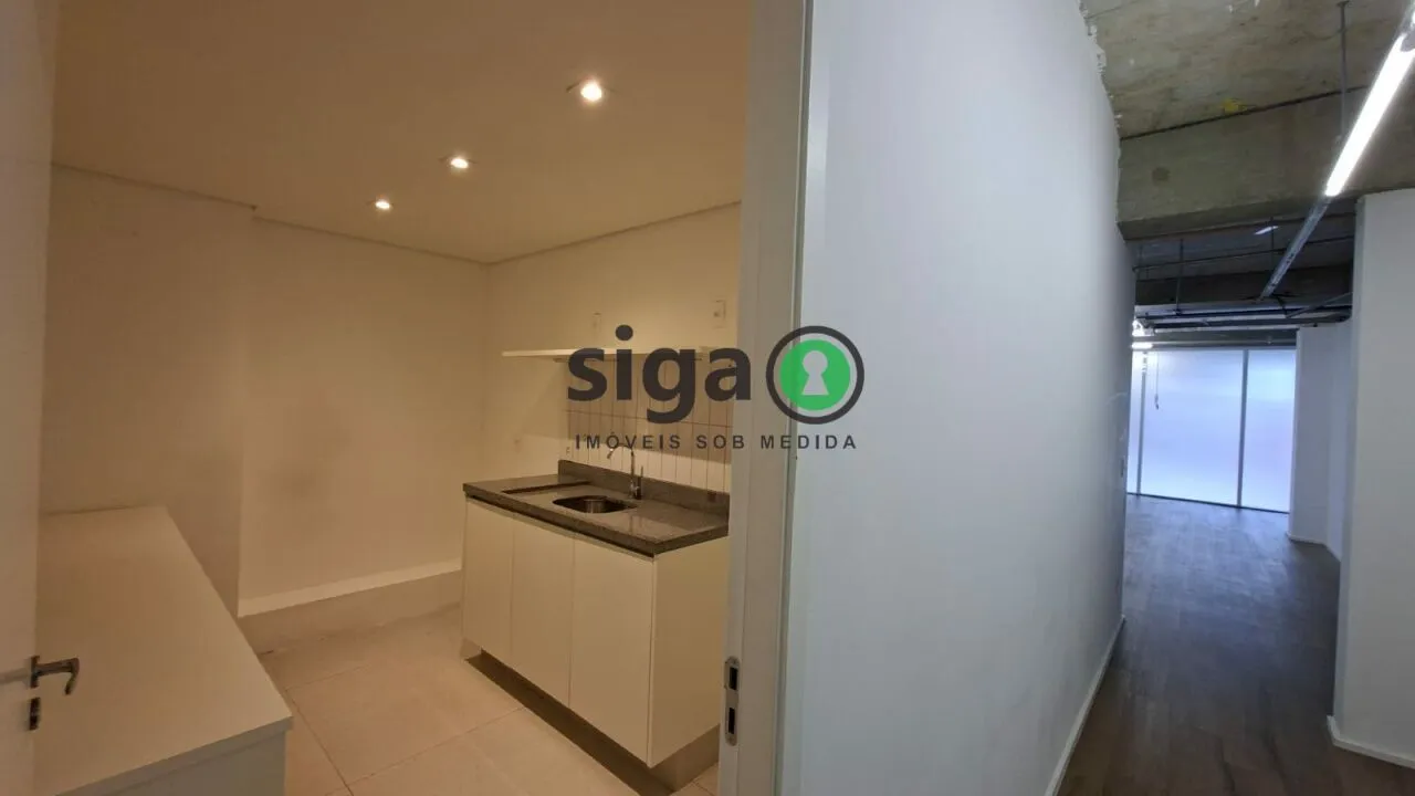 Imagem Loja para locação em Pinheiros com 195m² em vão livre