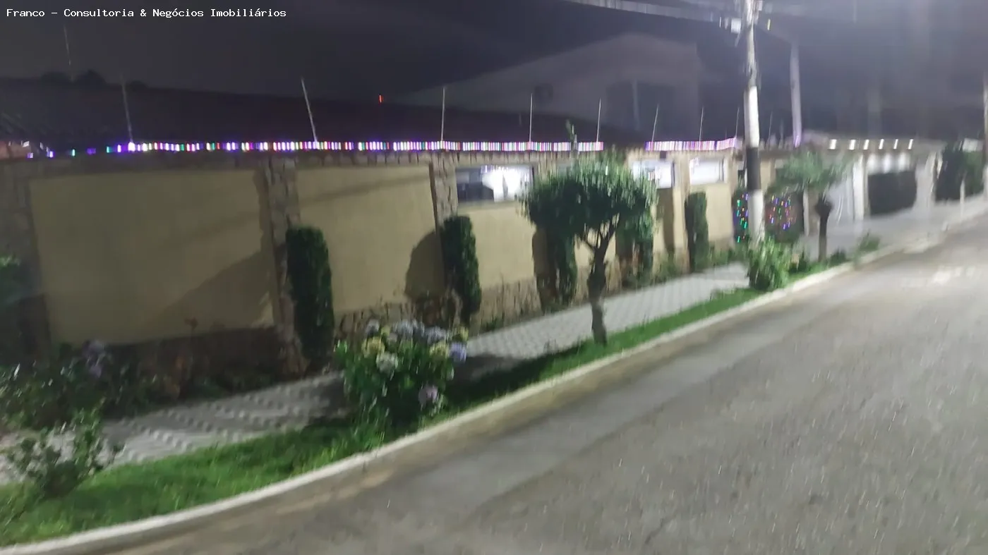 Casa para Venda em Praia Grande, Flórida, 3 dormitórios, 1 suíte, 2 banheiros, 2 vagas