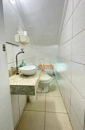 Imagem Sobrado com 5 dormitórios à venda, 150 m² por R$ 700.000 - Vila Zamataro - Guarulhos/SP