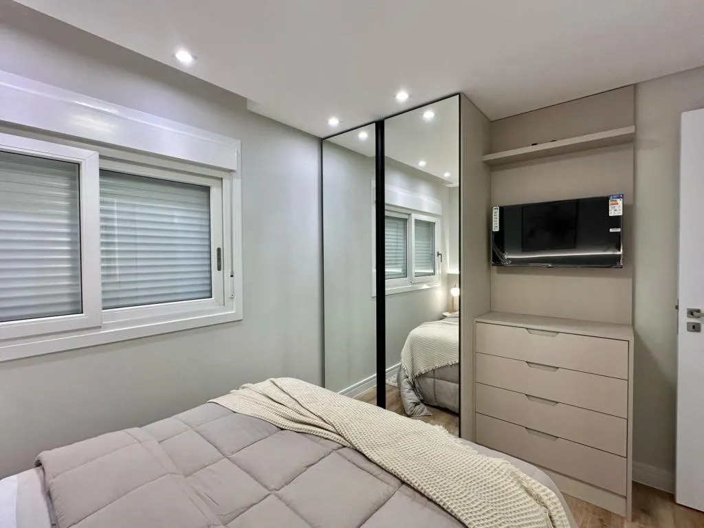 Apartamento 2 Dormitórios - Bairro Zona Nova