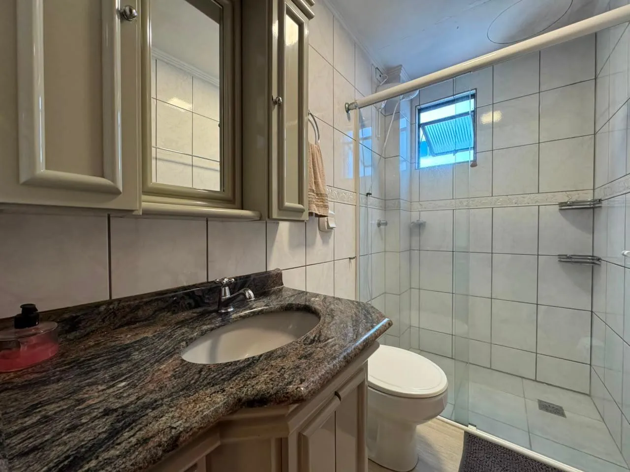 Imagem Apartamento com vista para o mar à venda com 107.28m2 por R$ 1.700.000,00