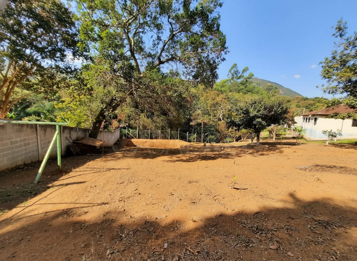 Imagem Chácara 150 m² à venda em Laranjeiras de Caldas, Caldas