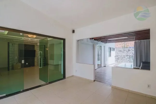 Imagem Casa alto padrão com 4 quartos, Piscina, para venda, em Candeias, Jaboatão dos Guararapes.