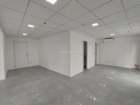 Imagem Sala comercial com 90m2 em Pinheiros