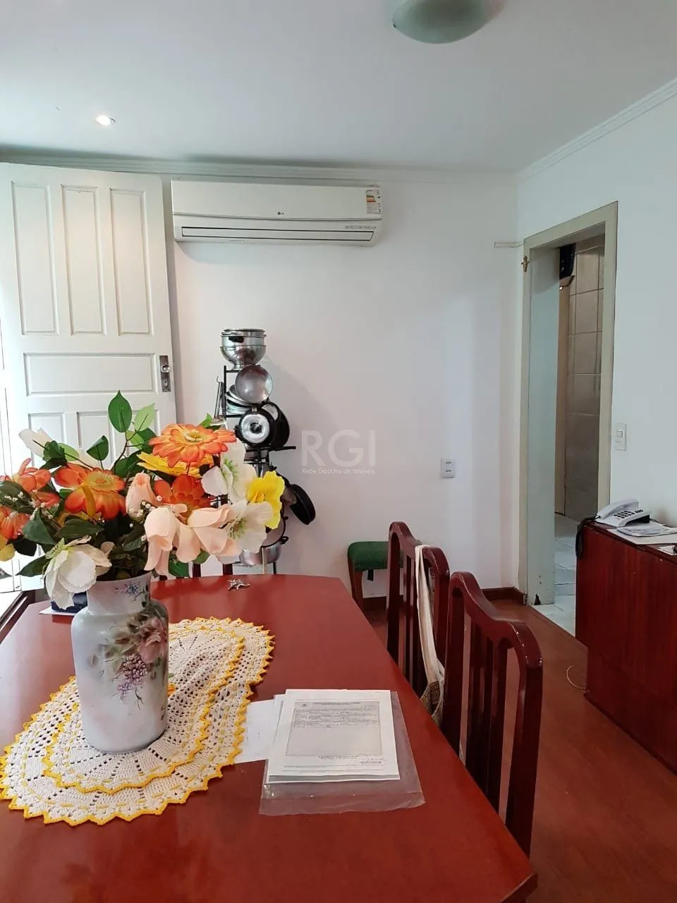 Imagem Casa para Venda - 250m², 5 dormitórios, 5 vagas - Jardim Botânico