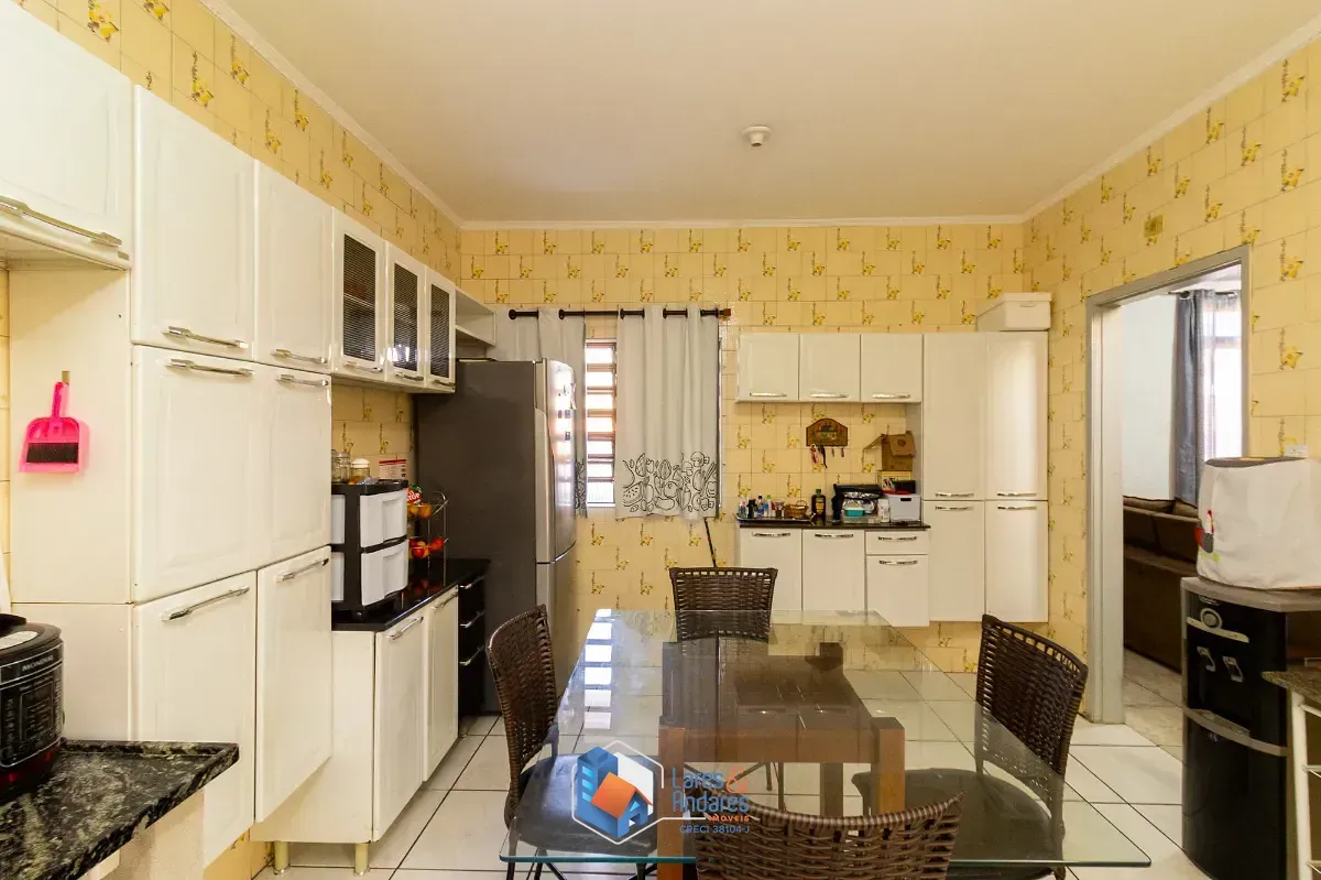 Imagem Sobrado para venda em Vila Carbone com 3 quartos, 189m²
