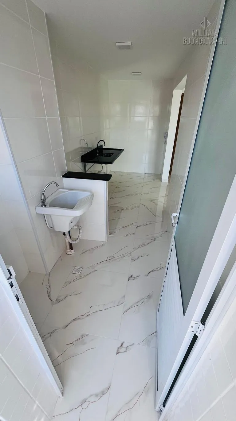 Imagem Apartamento 02 dormitórios sendo 1 suite com sacada e vista mar