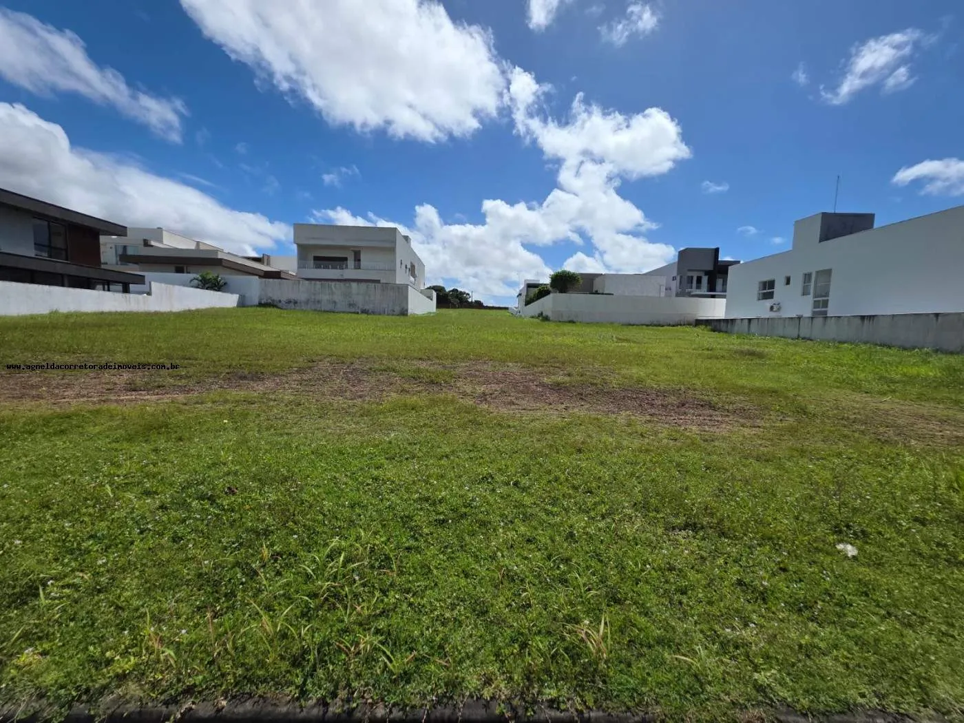 Imagem Lote para Venda em Parnamirim, Cajupiranga