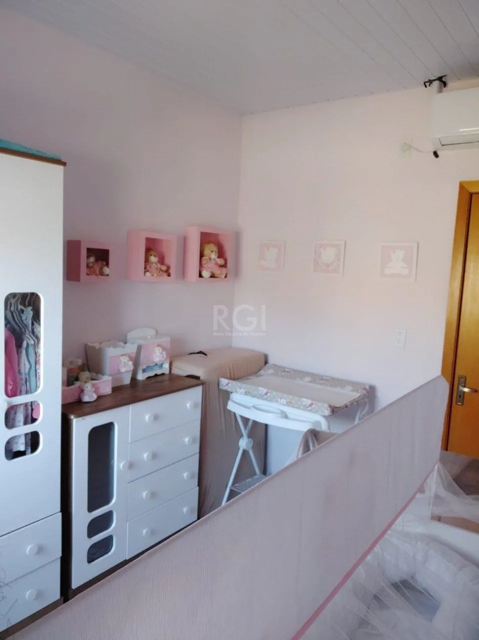 Imagem Casa Condominio para Venda - 90m², 2 dormitórios, 2 vagas - Olaria