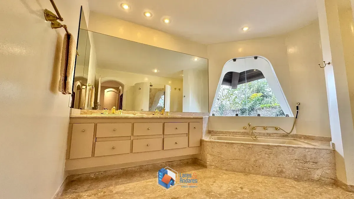 Imagem Casa para venda em Cidade Jardim com 3 quartos, sendo 3 suítes, 1,200m²