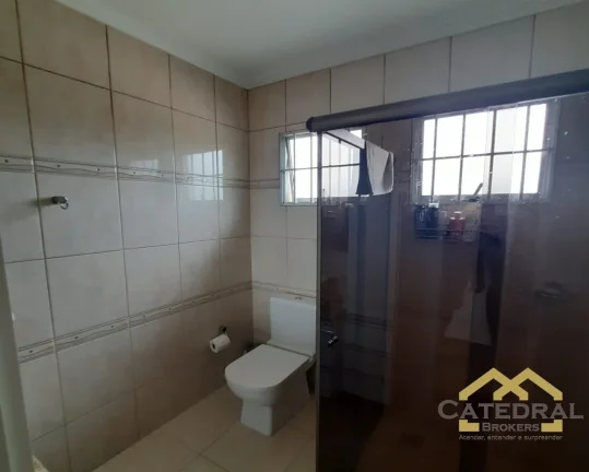 Imagem Sobrado de três dormitórios e amplo quintal na Vila Esperança em Jundiaí