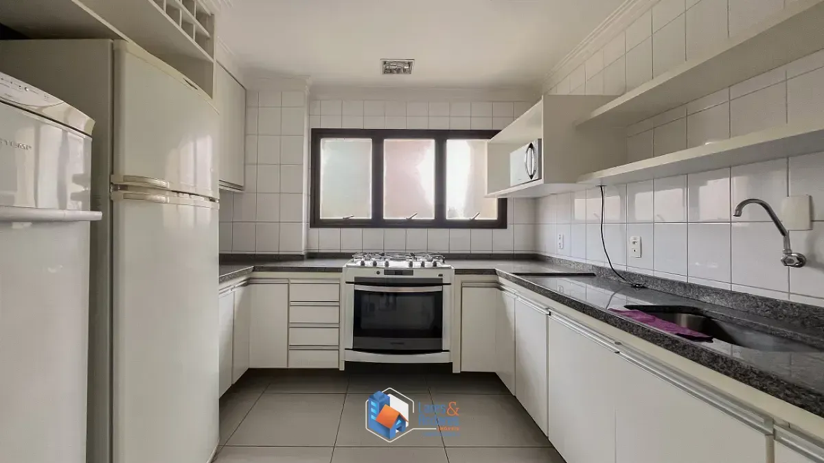 Imagem Duplex para venda em Indianópolis com 3 quartos, sendo 3 suítes, 198m²