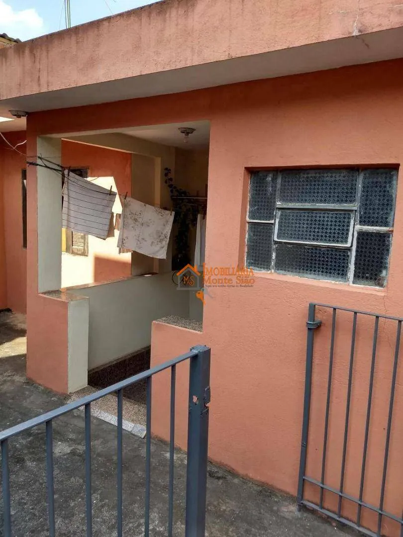 Imagem Casa com 3 dormitórios à venda, 200 m² por R$ 360.000,00 - Jardim Novo Portugal - Guarulhos/SP