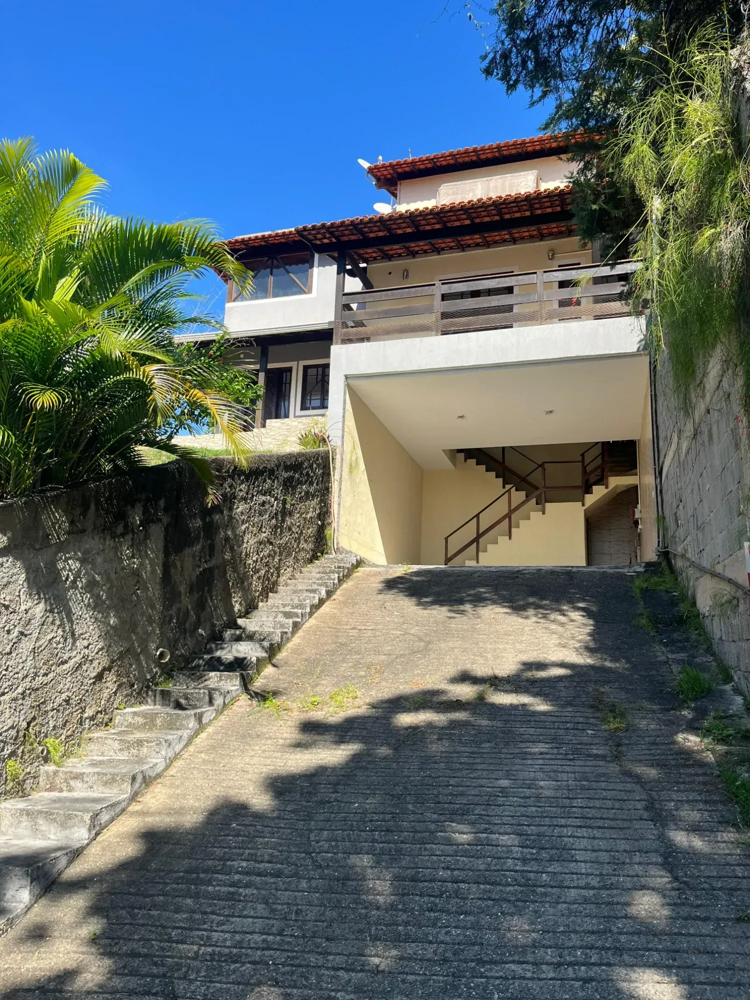 Foto do imóvel Casa de Condomínio com 4 Quartos à Venda, 400 m² em Itaipu - Niterói