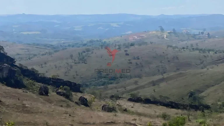 Área Para Exploração de Quartzo em Área Rural
