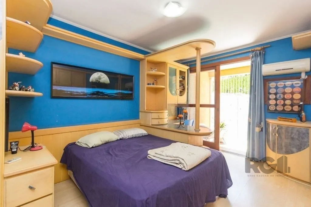Imagem Casa 470m² - 4 dormitórios, 5 vagas no bairro Jardim São Pedro