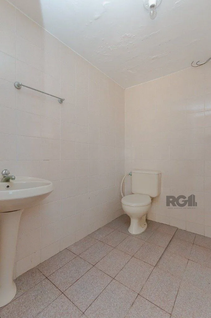 Imagem Casa com 4 dormitórios, 4 vagas no bairro Vila Jardim