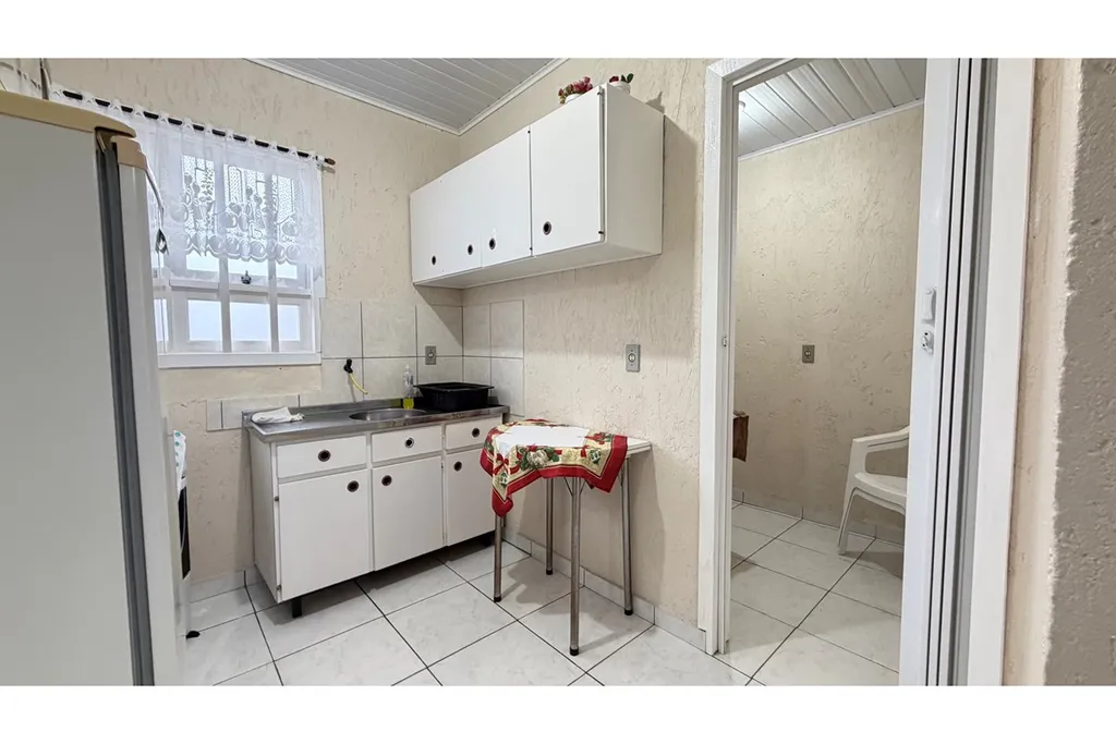 Imagem Casa à venda em Xangri-Lá, Centro, com 5 quartos, 224,44m2