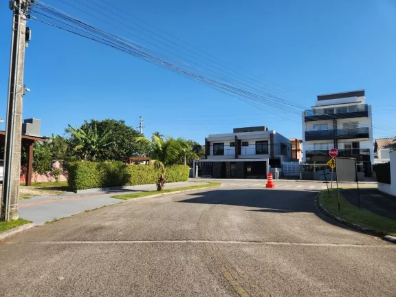 Imagem Casa / Sobrado para Venda em Florianópolis / SC no bairro Cachoeira do Bom Jesus