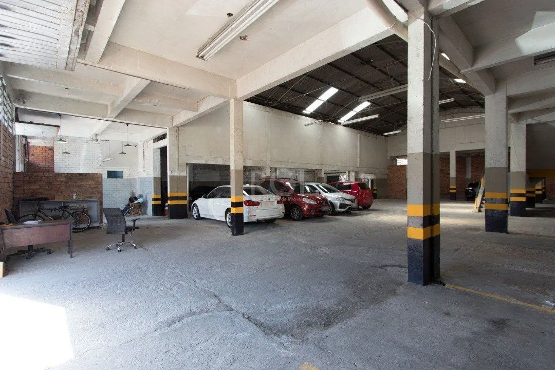 Imagem Pavilhão para Venda - 1257.35m², 0 dormitórios, 6 vagas - Floresta