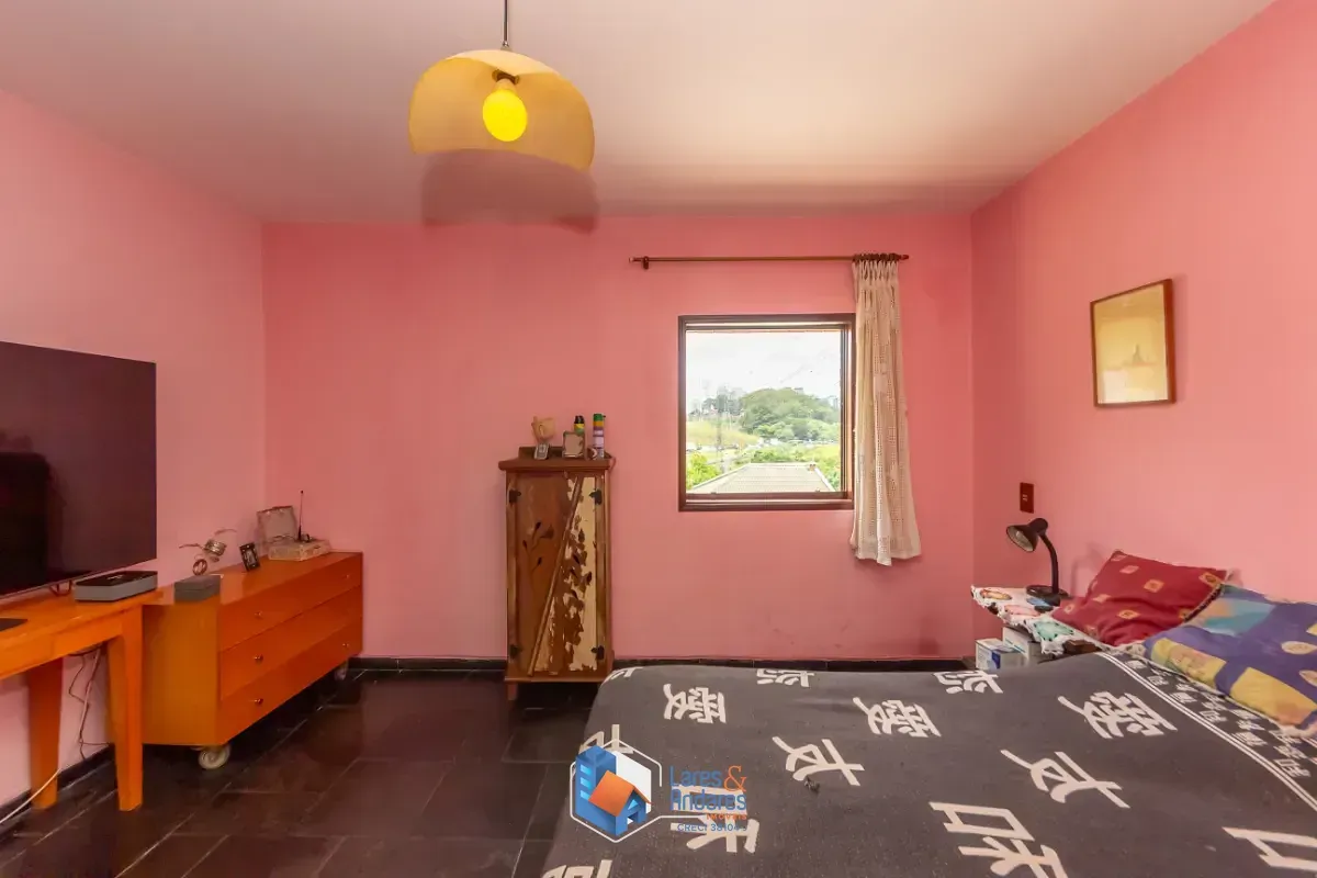 Imagem Casa para venda em City América com 4 quartos, sendo 1 suíte, 248m²