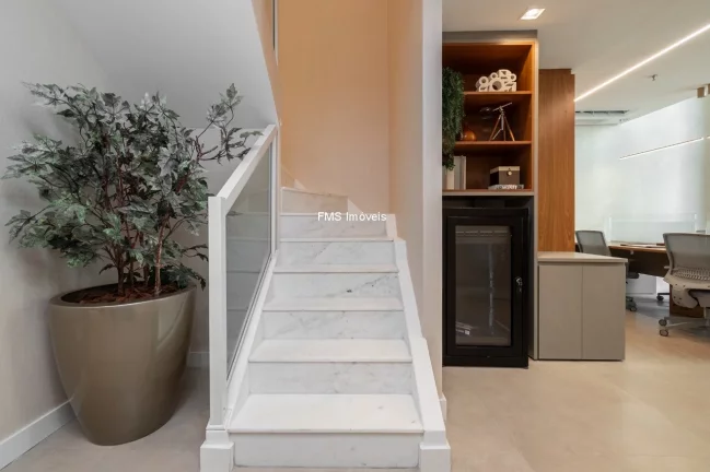 Imagem Conjunto Comercial de Luxo no Brooklin: 6 Vagas de Garagem e 210m² de Área em SP