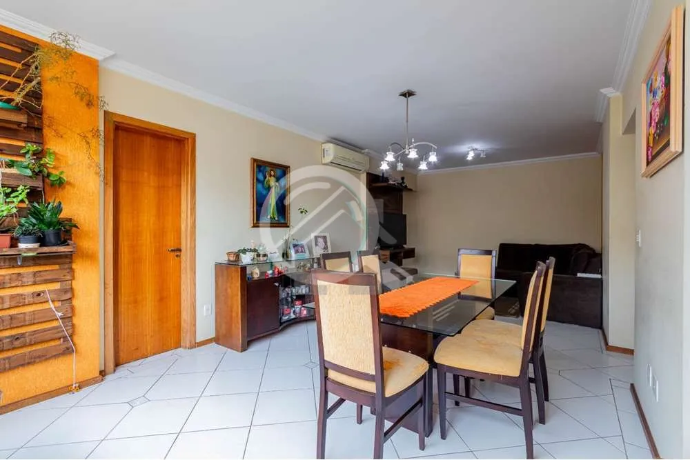 Imagem Excelente apartamento de 107m², 3 dormitórios no Jardim Botânico! Sou um apartamento de 113m² pr...