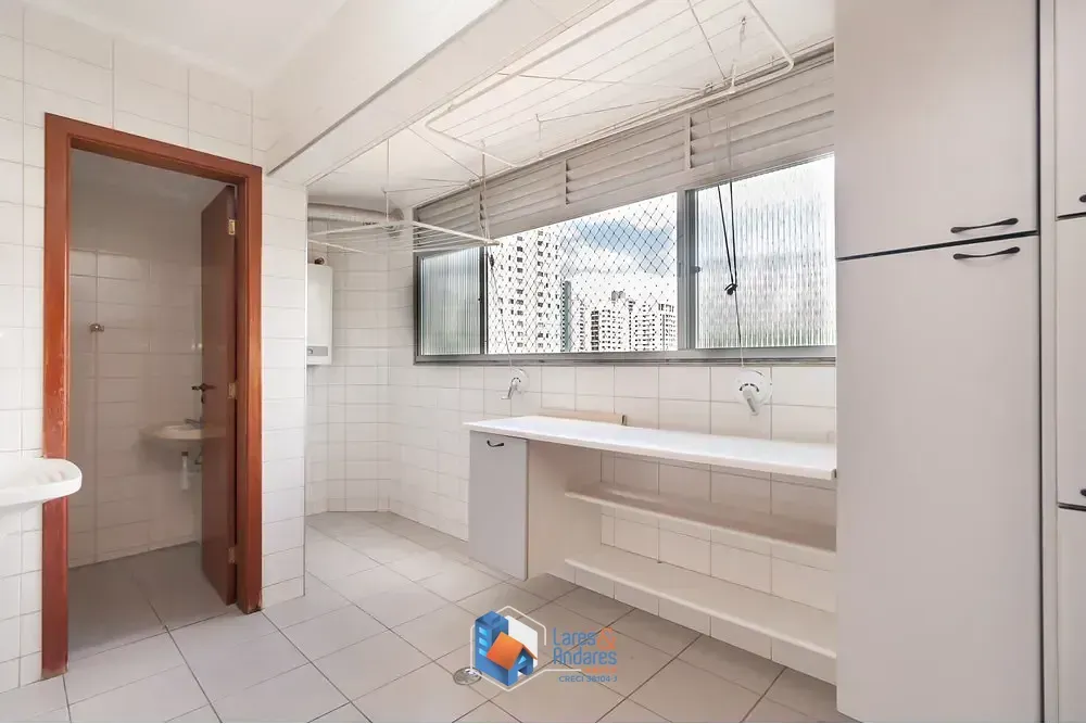Imagem Apartamento para venda em Pompeia com 3 quartos, sendo 1 suíte, 155m²