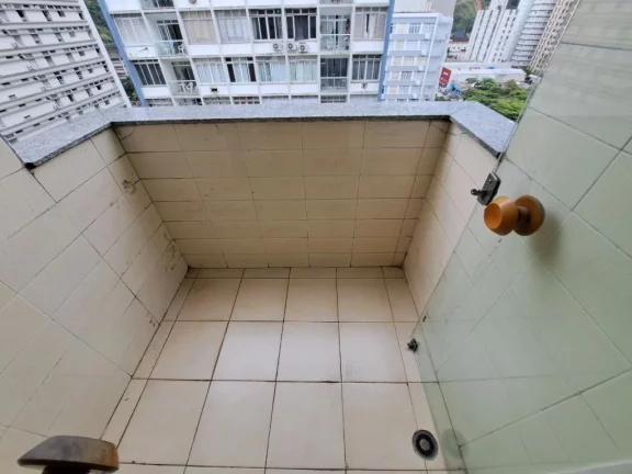 Foto do imóvel APARTAMENTO COM 2 DORMITÓRIOS E 2 VAGAS DE GARAGENS, 1 QUADRA DA PRAIA NA PITANGUEIRAS