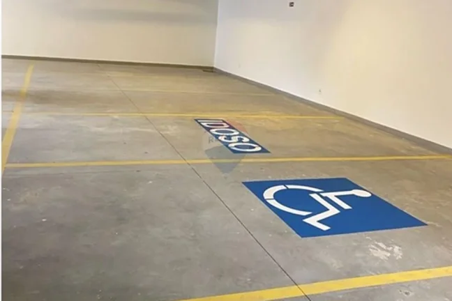 Imagem Prédio Comercial de Alto Padrão em Localização Estratégica