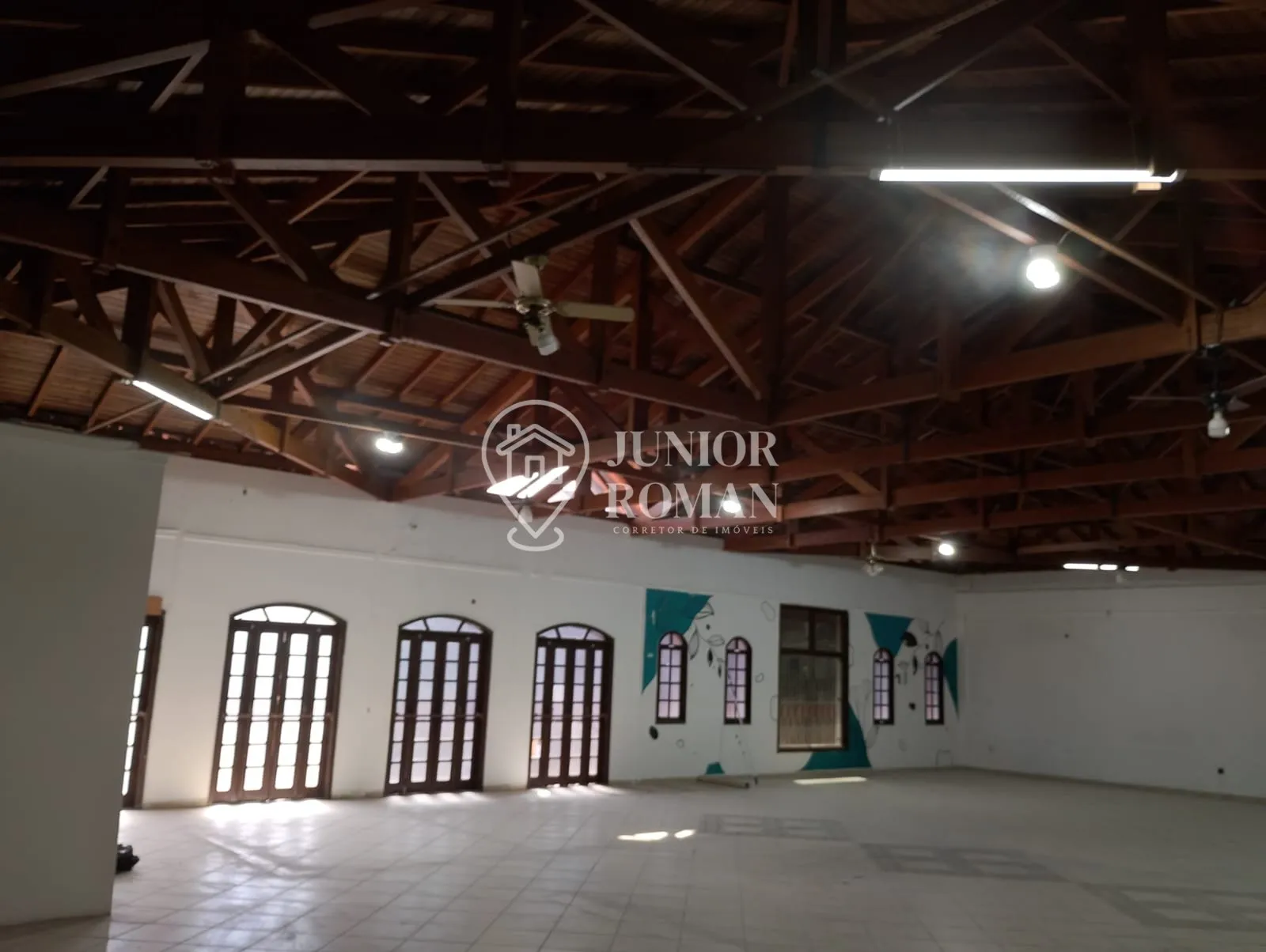 Imagem SALÃO COMERCIAL COM CHURRASQUEIRA - TABOÃO | SÃO BERNARDO DO CAMPO/SP