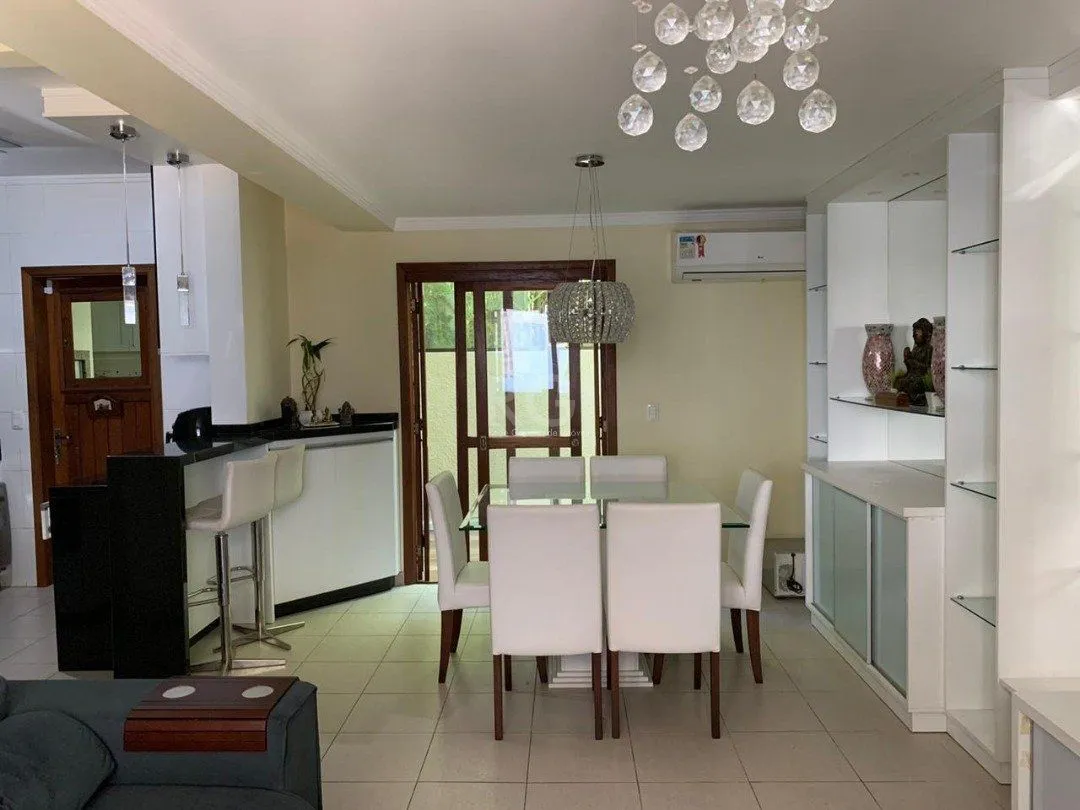 Imagem Casa Condominio para Venda - 122.43m², 3 dormitórios, sendo 1 suites, 2 vagas - Cristal