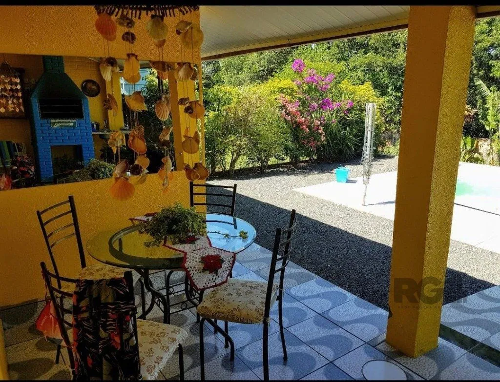Imagem Casa no Condomínio Cantegrill em Viamão
