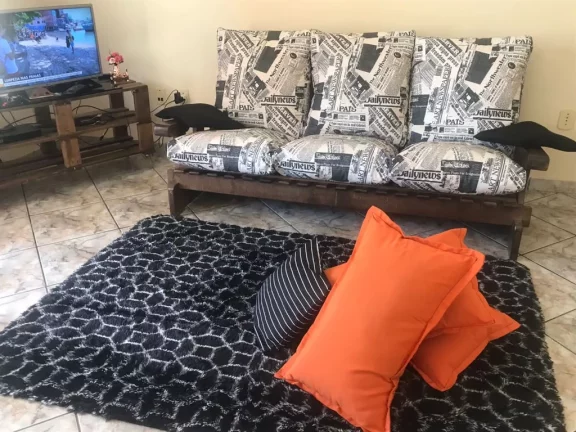 Imagem CASA COM 4 QUARTOS E 2 SUÍTES EM GUARAPARI-ES
