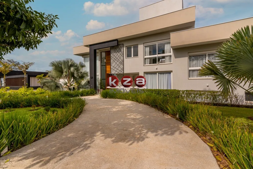 Imagem Magnífica mansão de luxo à venda em no Condomínio Fazenda Vila Real emItu-SP, 6 suítes, amplo gourmet com piscina, 8 vagas de garagem, 1.200m².