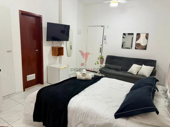 Imagem Aluga-se, Studio mobiliado em Copacabana Quadra da praia