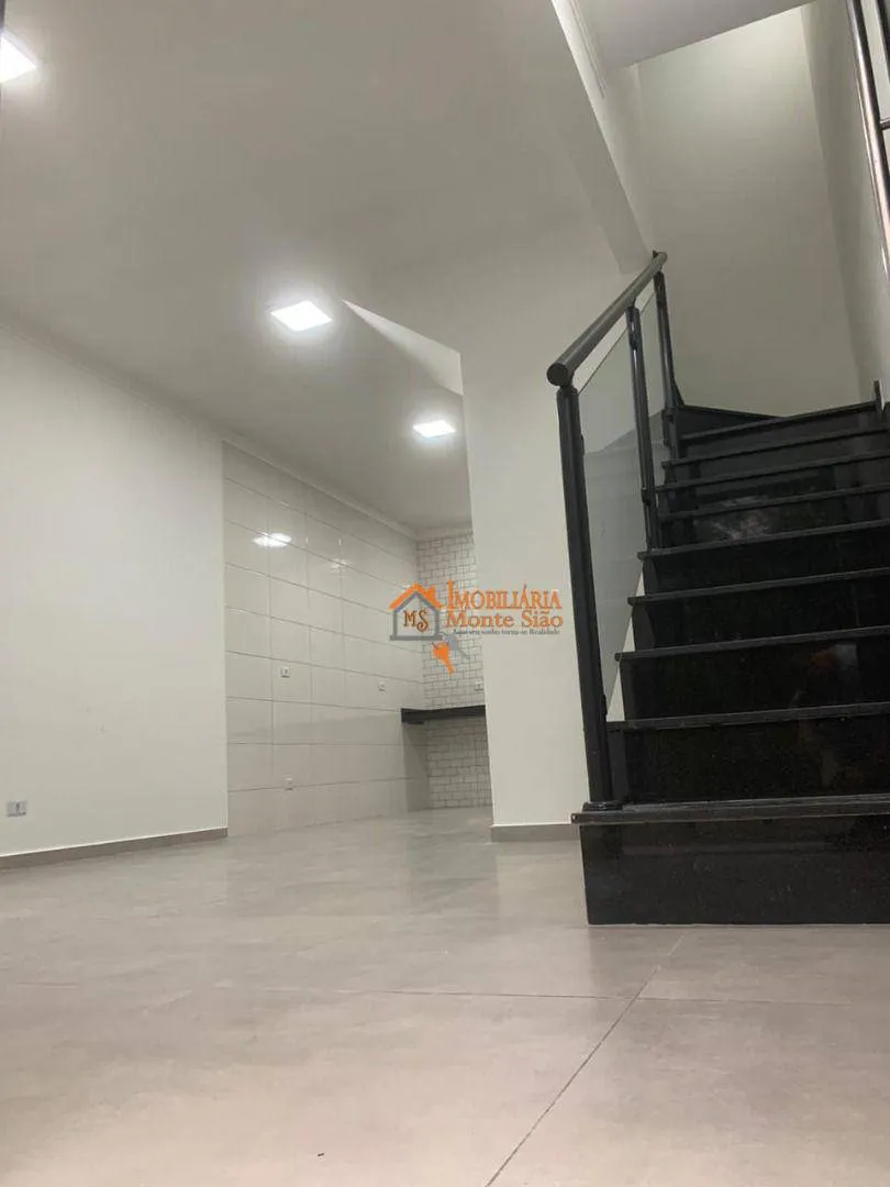 Imagem Sobrado com 3 dormitórios à venda, 102 m² por R$ 759.000,00 - Jardim do Triunfo - Guarulhos/SP