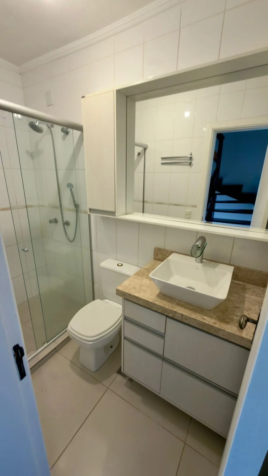 Imagem Casa com 02 quartos e 02 vagas no Bairro Jardim Itu em Porto Alegre